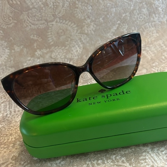 Brand New Kate Spade Philippa Cat Eye Tortoise Polarized Sunglasses Brown Lens - Picture 4 of 16